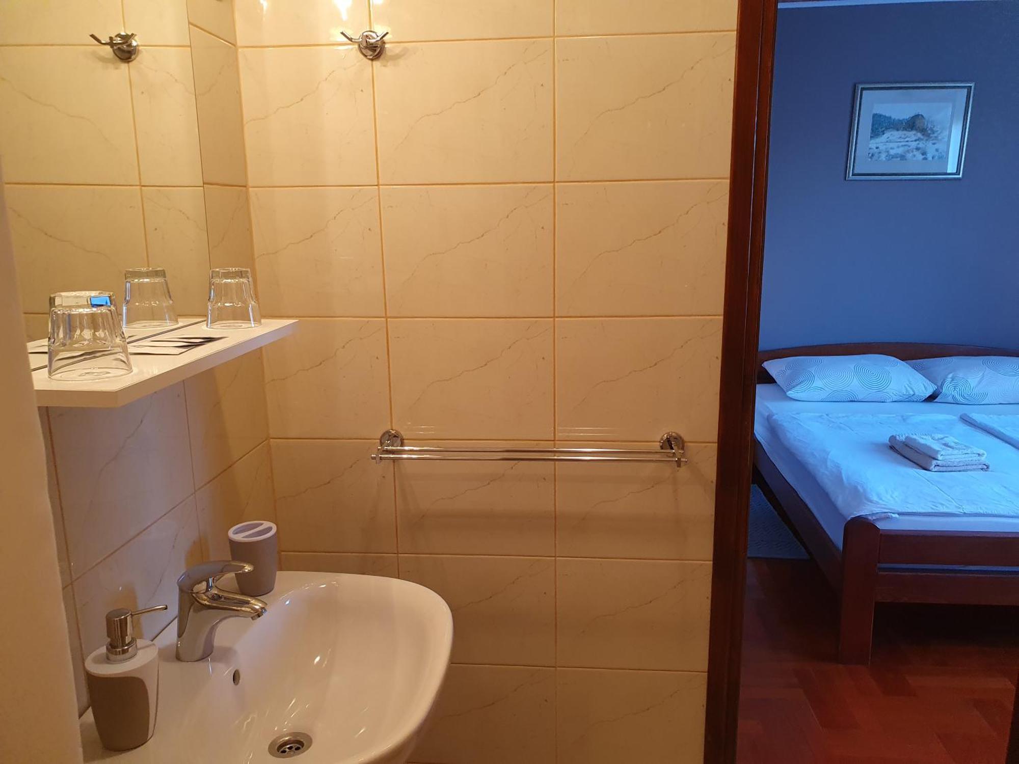 סלוניי Guesthouse Vila מראה חיצוני תמונה