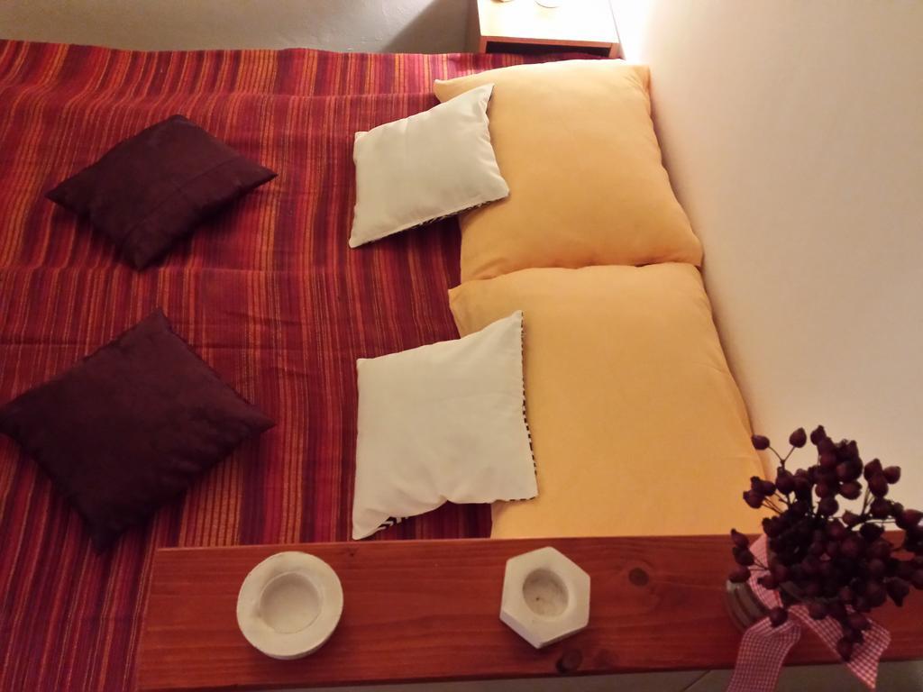 סלוניי Guesthouse Vila חדר תמונה