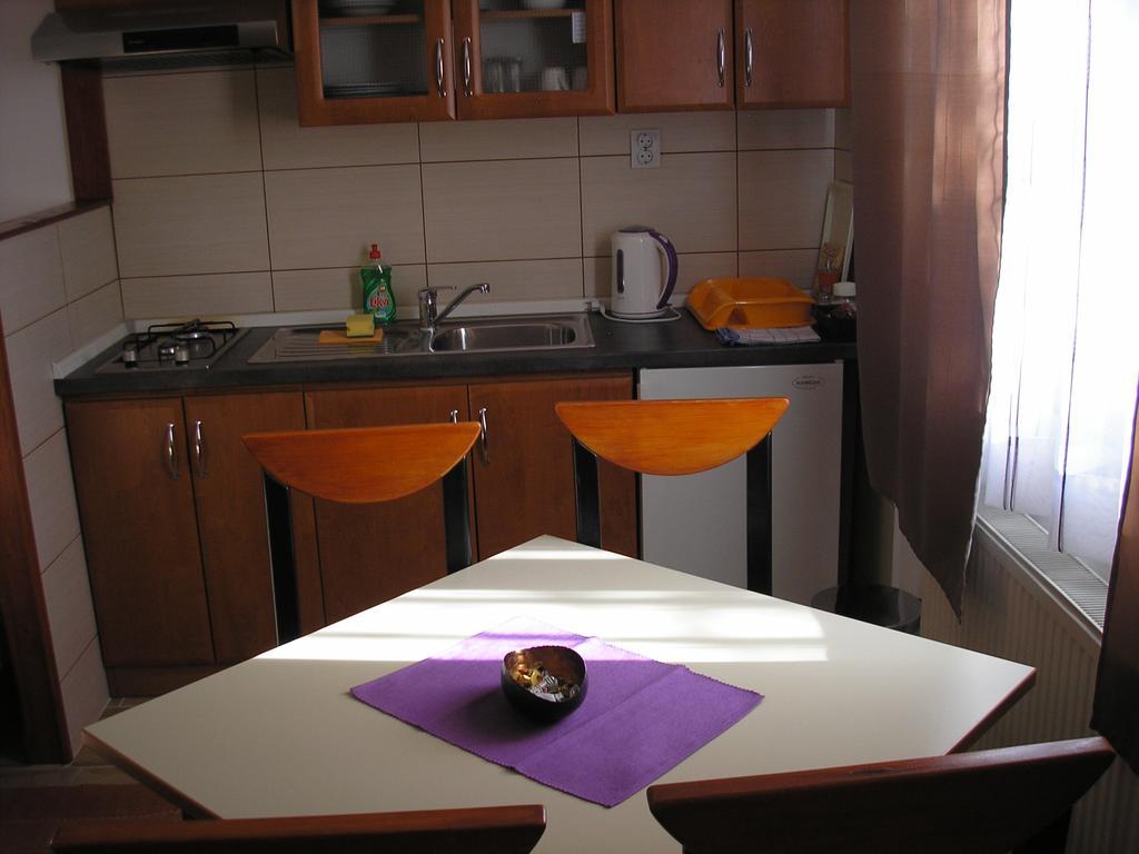 סלוניי Guesthouse Vila מראה חיצוני תמונה